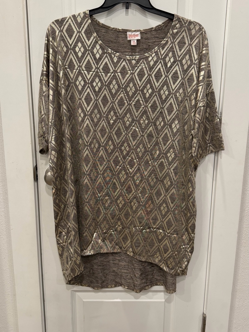 LuLaRoe Gold Metallic Geometric Short Sleeve Top